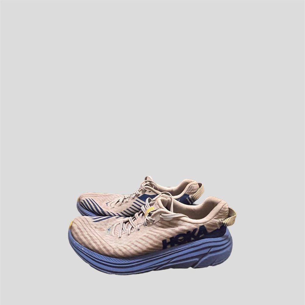 Hoka One One Rincon gray, blue and yellow sneakers size 9.5